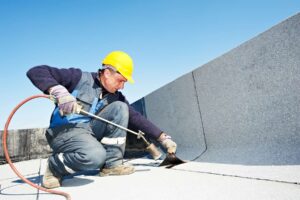 Stogo renovacija: Kada būtina ir kaip ją atlikti teisingai